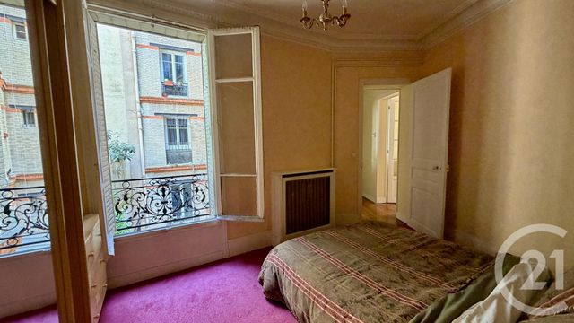 Appartement Autre à vendre - 3 pièces - 52.7 m2 - PARIS - 75018 - ILE-DE-FRANCE - Century 21 Prestige Montmartre