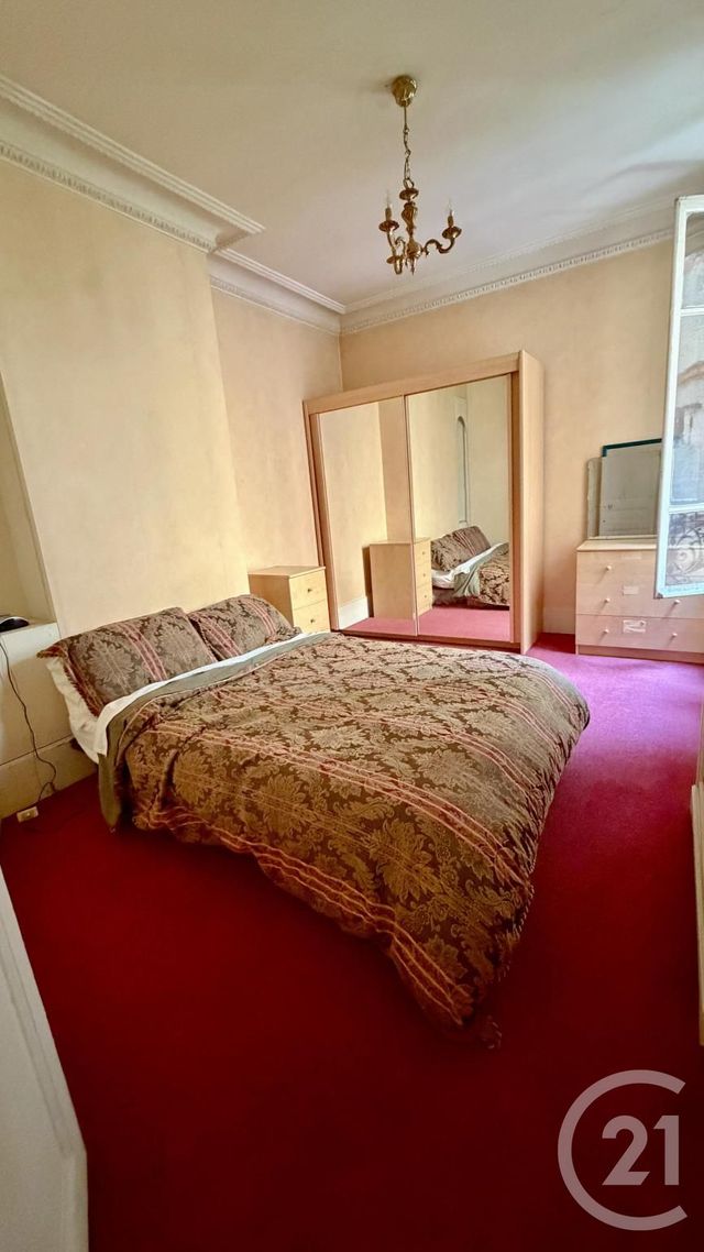 Appartement Autre à vendre - 3 pièces - 52.7 m2 - PARIS - 75018 - ILE-DE-FRANCE - Century 21 Prestige Montmartre