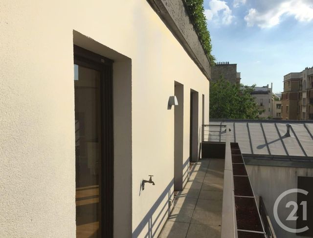 Appartement à vendre - 2 pièces - 45.5 m2 - PARIS - 75019 - ILE-DE-FRANCE - Century 21 Prestige Montmartre Appartement à vendre - 2 pièces - 45.5 m2 - PARIS - 75019 - ILE-DE-FRANCE - Century 21 Prestige Montmartre