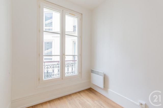Appartement à vendre - 2 pièces - 47.89 m2 - PARIS - 75018 - ILE-DE-FRANCE - Century 21 Prestige Montmartre Appartement à vendre - 2 pièces - 47.89 m2 - PARIS - 75018 - ILE-DE-FRANCE - Century 21 Prestige Montmartre