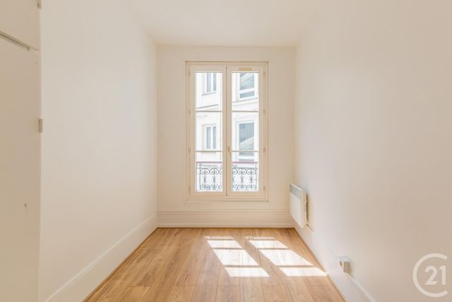 Appartement à vendre - 2 pièces - 47.89 m2 - PARIS - 75018 - ILE-DE-FRANCE - Century 21 Prestige Montmartre Appartement à vendre - 2 pièces - 47.89 m2 - PARIS - 75018 - ILE-DE-FRANCE - Century 21 Prestige Montmartre