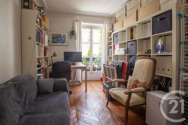 Appartement à vendre - 4 pièces - 66.1 m2 - PARIS - 75010 - ILE-DE-FRANCE - Century 21 Prestige Montmartre Appartement à vendre - 4 pièces - 66.1 m2 - PARIS - 75010 - ILE-DE-FRANCE - Century 21 Prestige Montmartre