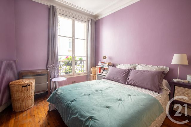Appartement à vendre - 4 pièces - 66.1 m2 - PARIS - 75010 - ILE-DE-FRANCE - Century 21 Prestige Montmartre Appartement à vendre - 4 pièces - 66.1 m2 - PARIS - 75010 - ILE-DE-FRANCE - Century 21 Prestige Montmartre