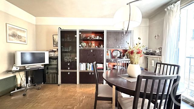 Appartement à vendre - 3 pièces - 57.68 m2 - PARIS - 75018 - ILE-DE-FRANCE - Century 21 Prestige Montmartre