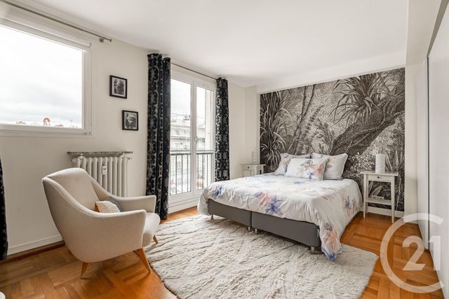 Appartement F5 à vendre - 5 pièces - 128.71 m2 - PARIS - 75018 - ILE-DE-FRANCE - Century 21 Prestige Montmartre