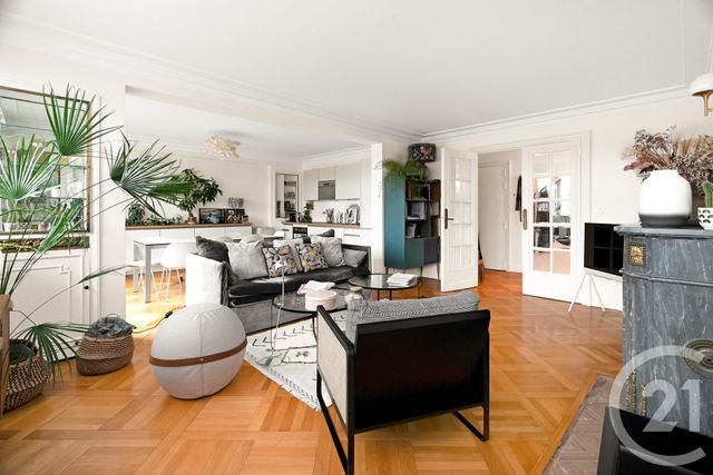 Appartement F5 à vendre - 5 pièces - 128.71 m2 - PARIS - 75018 - ILE-DE-FRANCE - Century 21 Prestige Montmartre