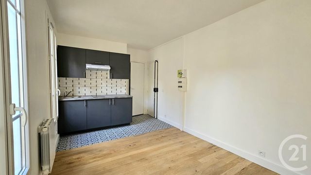 Appartement 2 pièces à vendre - 2 pièces - 27.33 m2 - PARIS - 75018 - ILE-DE-FRANCE - Century 21 Prestige Montmartre