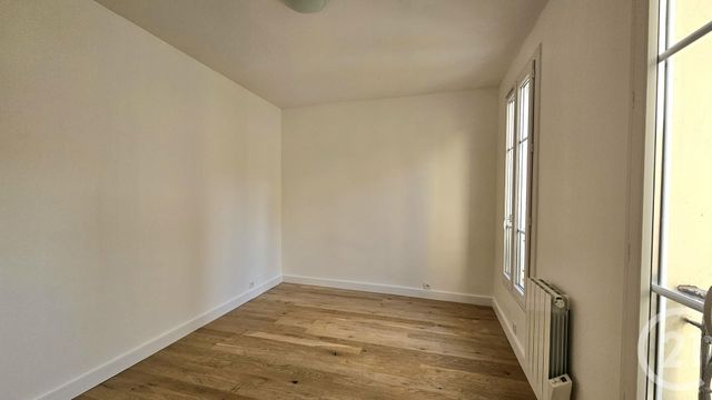 Appartement 2 pièces à vendre - 2 pièces - 27.33 m2 - PARIS - 75018 - ILE-DE-FRANCE - Century 21 Prestige Montmartre