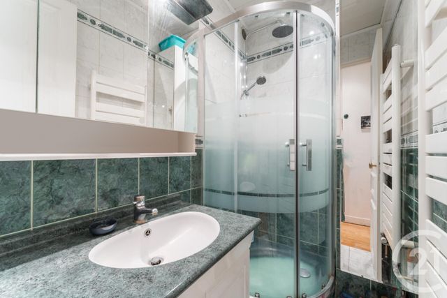 Appartement à vendre - 3 pièces - 59.09 m2 - PARIS - 75018 - ILE-DE-FRANCE - Century 21 Prestige Montmartre