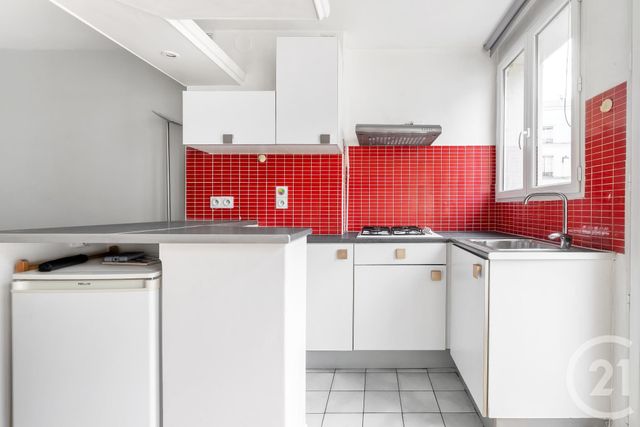 Appartement F1 à vendre - 1 pièce - 26.63 m2 - PARIS - 75018 - ILE-DE-FRANCE - Century 21 Prestige Montmartre
