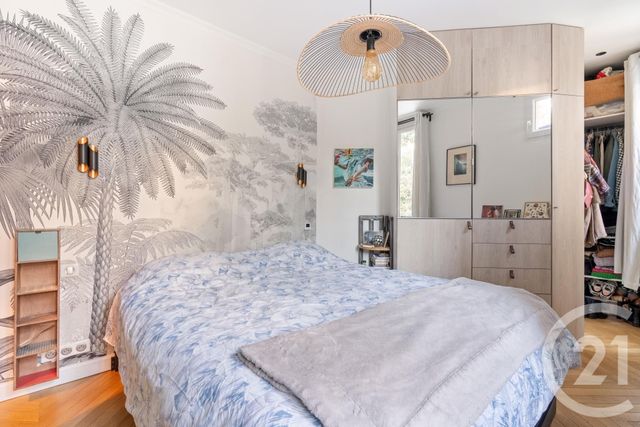 Appartement à vendre - 3 pièces - 53.46 m2 - PARIS - 75018 - ILE-DE-FRANCE - Century 21 Prestige Montmartre