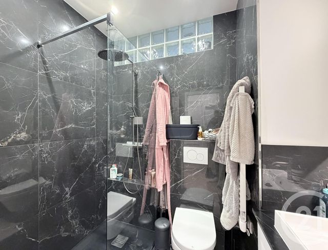 Appartement à vendre - 2 pièces - 34.73 m2 - PARIS - 75018 - ILE-DE-FRANCE - Century 21 Prestige Montmartre