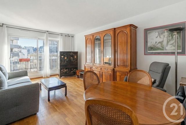 Appartement à vendre - 2 pièces - 46.93 m2 - PARIS - 75018 - ILE-DE-FRANCE - Century 21 Prestige Montmartre
