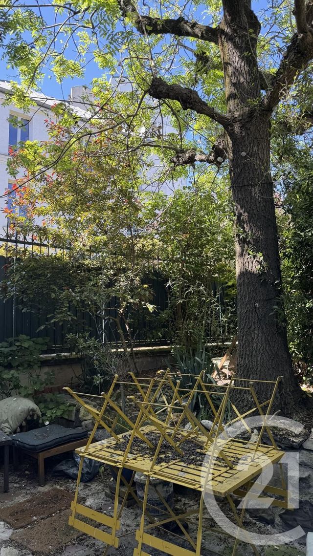 Appartement Duplex à louer - 3 pièces - 62.6 m2 - PARIS - 75018 - ILE-DE-FRANCE - Century 21 Prestige Montmartre