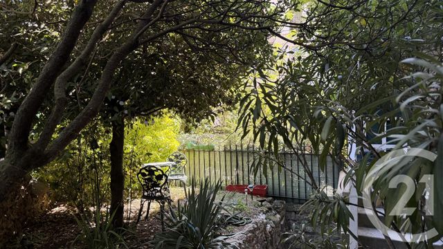 Appartement Duplex à louer - 3 pièces - 62.6 m2 - PARIS - 75018 - ILE-DE-FRANCE - Century 21 Prestige Montmartre