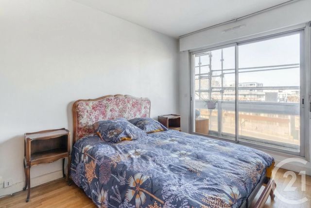 Appartement à vendre - 2 pièces - 46.93 m2 - PARIS - 75018 - ILE-DE-FRANCE - Century 21 Prestige Montmartre