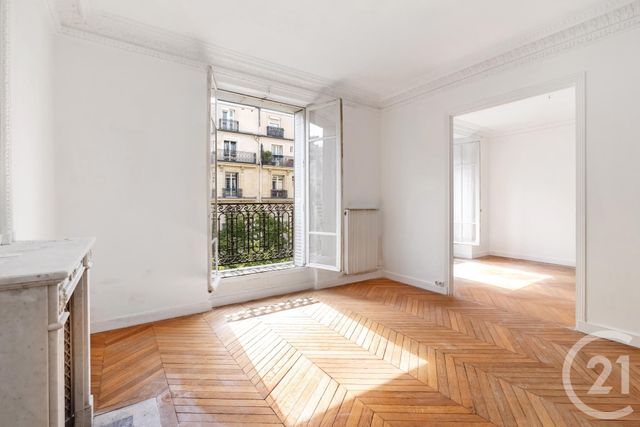 Appartement 4 pièces à vendre - 4 pièces - 86.75 m2 - PARIS - 75018 - ILE-DE-FRANCE - Century 21 Prestige Montmartre