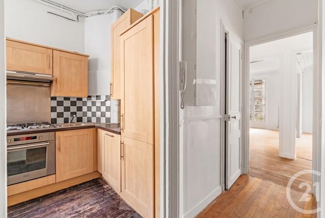 Appartement 4 pièces à vendre - 4 pièces - 86.75 m2 - PARIS - 75018 - ILE-DE-FRANCE - Century 21 Prestige Montmartre