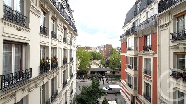 Appartement 3 pièces à vendre - 3 pièces - 50.2 m2 - PARIS - 75018 - ILE-DE-FRANCE - Century 21 Prestige Montmartre
