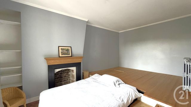 Appartement 3 pièces à vendre - 3 pièces - 50.2 m2 - PARIS - 75018 - ILE-DE-FRANCE - Century 21 Prestige Montmartre