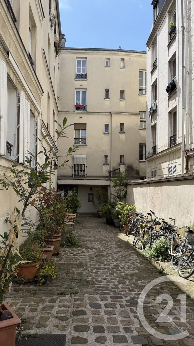  à vendre - 2 pièces - 9.0 m2 - PARIS - 75020 - ILE-DE-FRANCE - Century 21 Prestige Montmartre