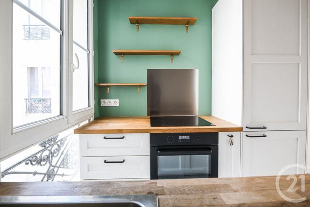 Appartement 2 pièces à vendre - 2 pièces - 44.31 m2 - PARIS - 75018 - ILE-DE-FRANCE - Century 21 Prestige Montmartre