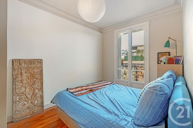 Appartement 2 pièces à vendre - 2 pièces - 29.08 m2 - PARIS - 75018 - ILE-DE-FRANCE - Century 21 Prestige Montmartre