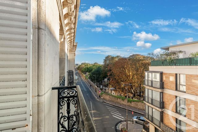 Appartement 2 pièces à vendre - 2 pièces - 29.08 m2 - PARIS - 75018 - ILE-DE-FRANCE - Century 21 Prestige Montmartre
