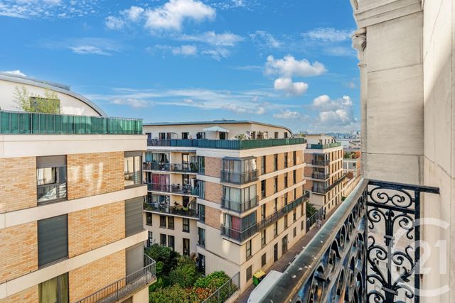 Appartement 2 pièces à vendre - 2 pièces - 29.08 m2 - PARIS - 75018 - ILE-DE-FRANCE - Century 21 Prestige Montmartre