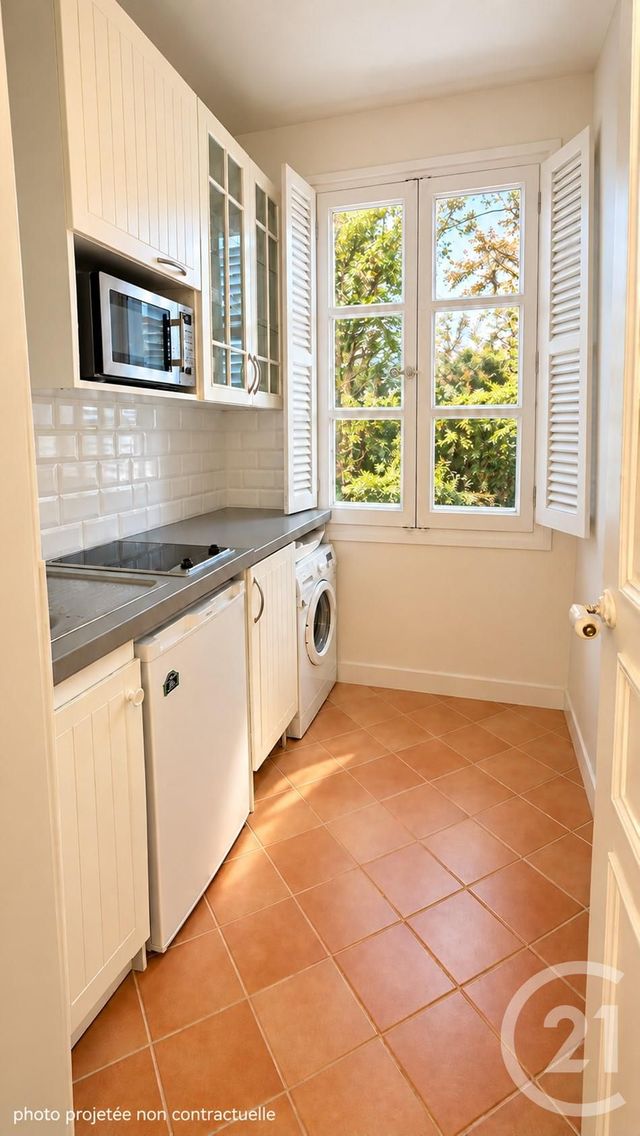 Appartement Studio à vendre - 1 pièce - 23.0 m2 - PARIS - 75018 - ILE-DE-FRANCE - Century 21 Prestige Montmartre