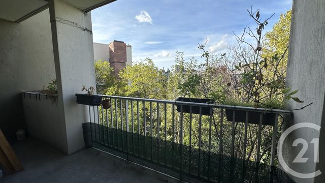 Appartement Studio à louer - 1 pièce - 25.42 m2 - PARIS - 75018 - ILE-DE-FRANCE - Century 21 Prestige Montmartre